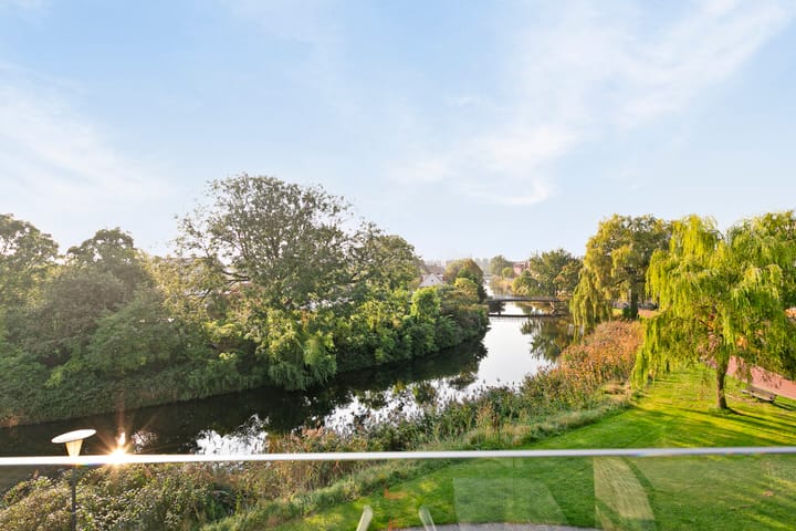 Foto 30 van Antoni Gaudipark 34