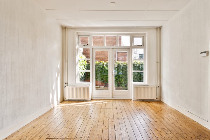 Foto 16 van Leeuwerikstraat 151