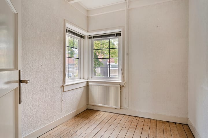 Foto 31 van Leeuwerikstraat 151