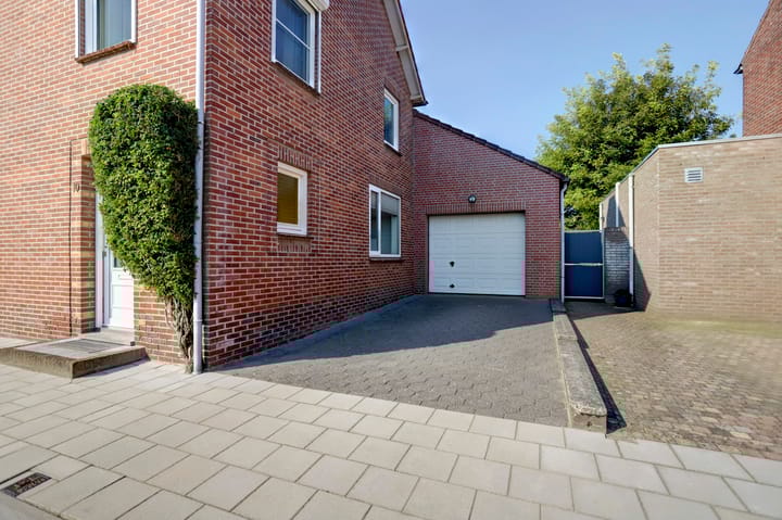 Photo 78 of Bosstraat 10