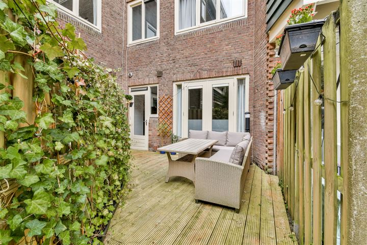 View photo 9 of Cornelis Springerstraat 35-H