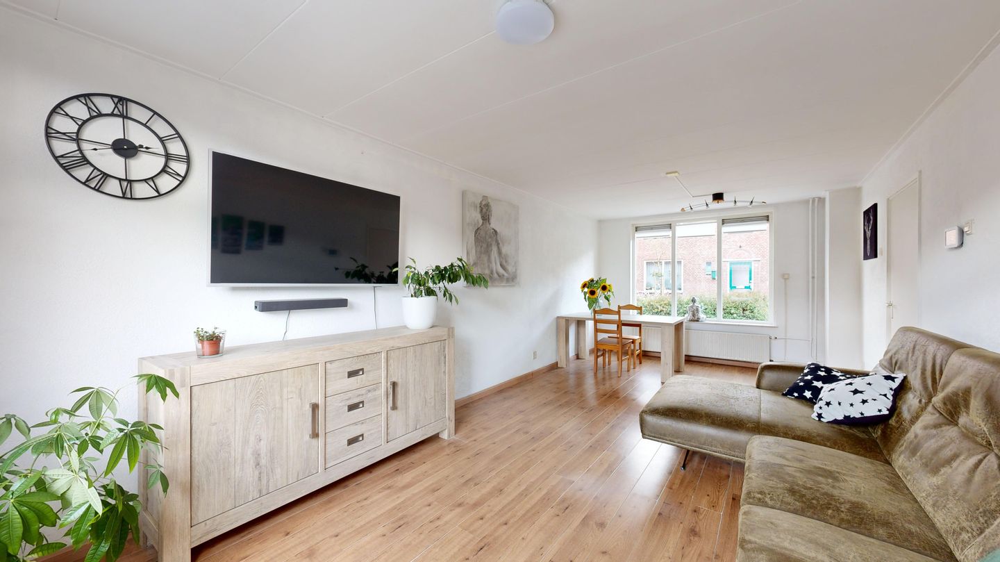 Foto 4 van Pinksterbloemstraat 16