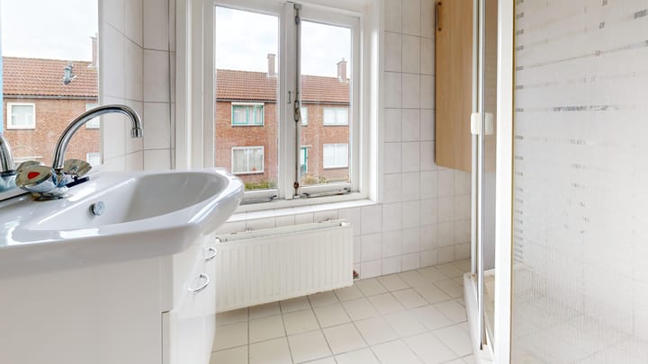 Photo 36 of Pinksterbloemstraat 16