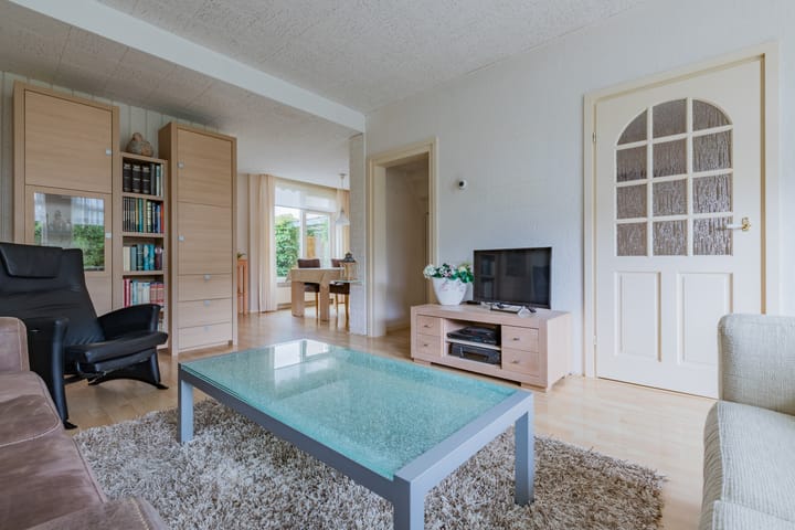 Foto 8 van Kerkeweilaan 1