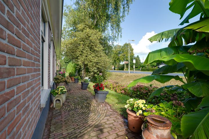 View photo 9 of Zuiderweg 67