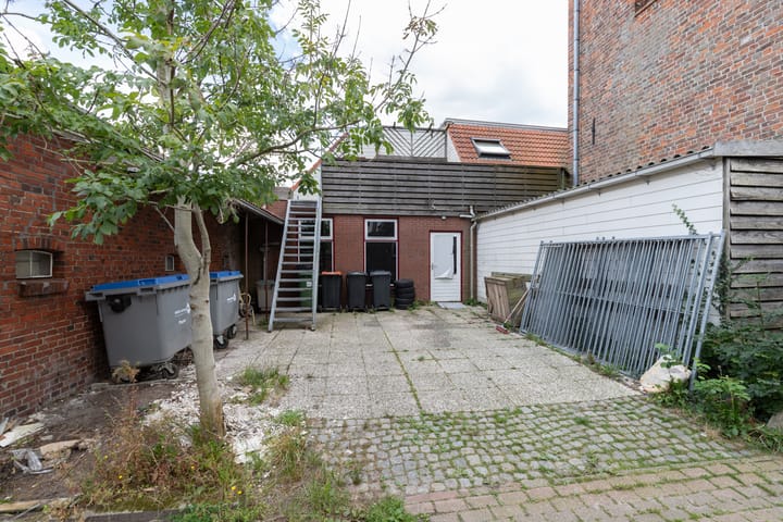 Foto 12 van Oosterstraat 2