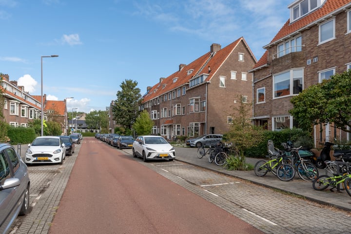 View photo 31 of Gladiolusstraat 24-B