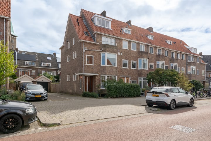 View photo 32 of Gladiolusstraat 24-B