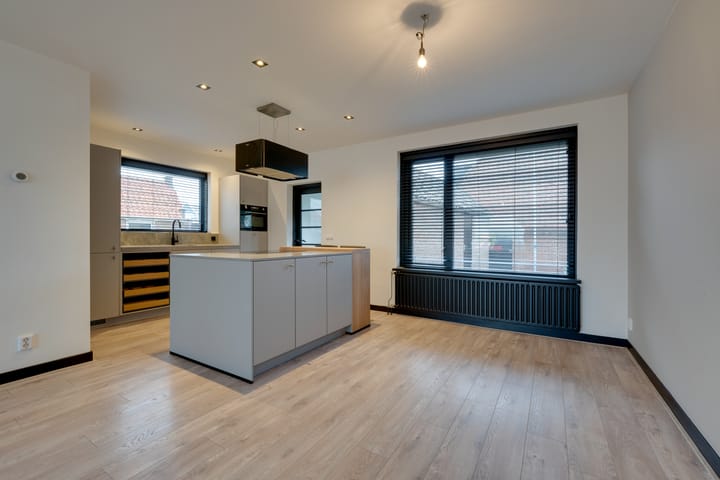 Foto 14 van Julianaweg 14