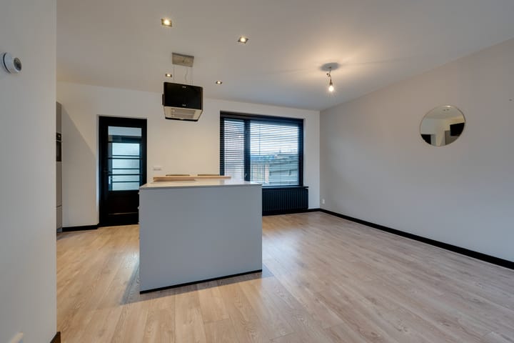 Foto 15 van Julianaweg 14