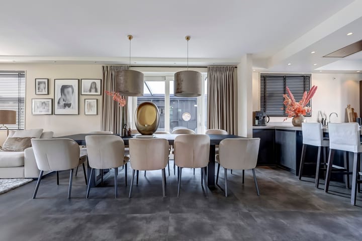 Foto 11 van Minoes 6