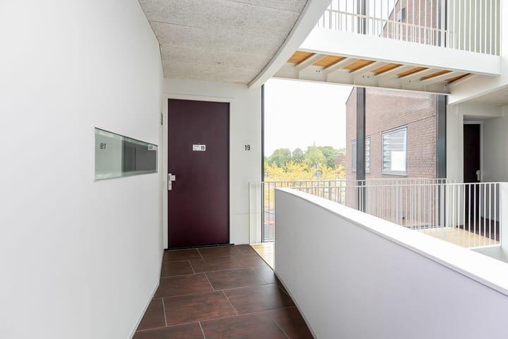 Foto 13 van Markendaalseweg 64-C19