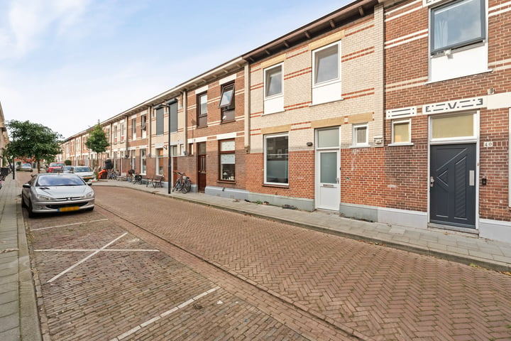 Bekijk foto 39 van Eenvoudstraat 38