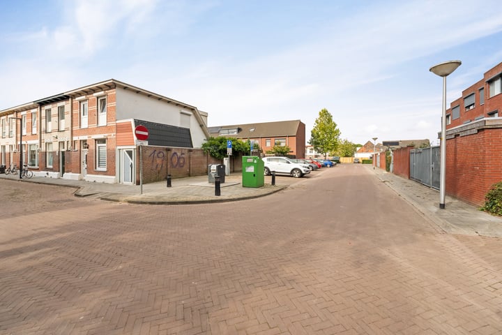 Bekijk foto 40 van Eenvoudstraat 38