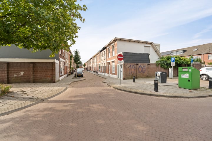 Bekijk foto 42 van Eenvoudstraat 38