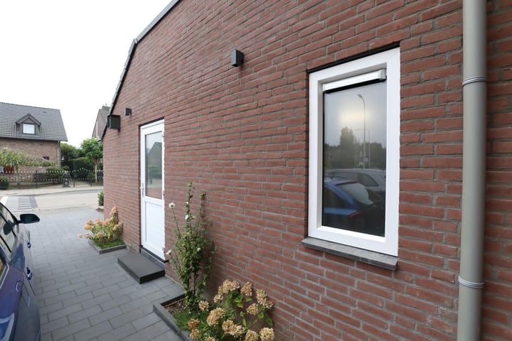 Bekijk foto 4 van Honigmannstraat 41