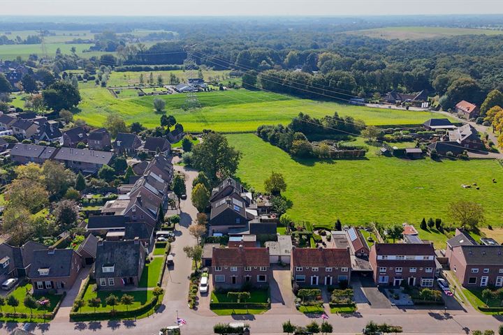 Bekijk foto 38 van Kapelstraat 86