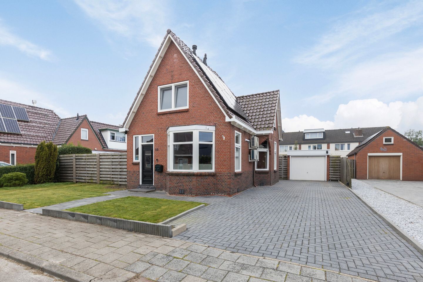 Foto 1 van Burg v Roijenstr Oost 111