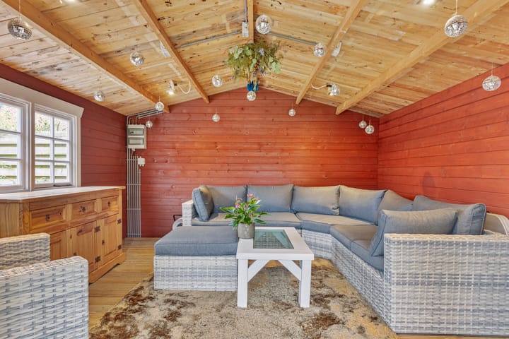 Photo 24 of Burg v Roijenstr Oost 111