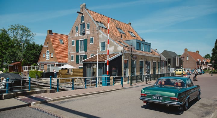 A promotional picture for the office