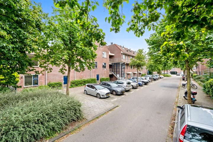 View photo 3 of Jules Massenetstraat 144