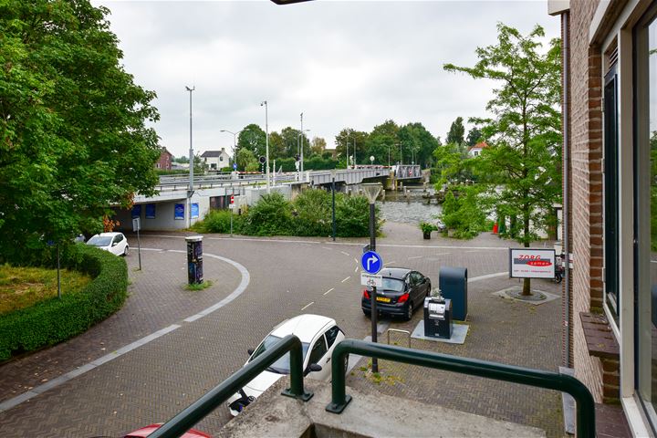 Bekijk foto 18 van Stationsstraat 64