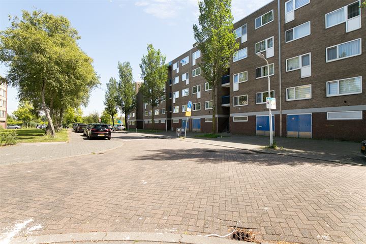 Bekijk foto 4 van Linnaeusstraat 206