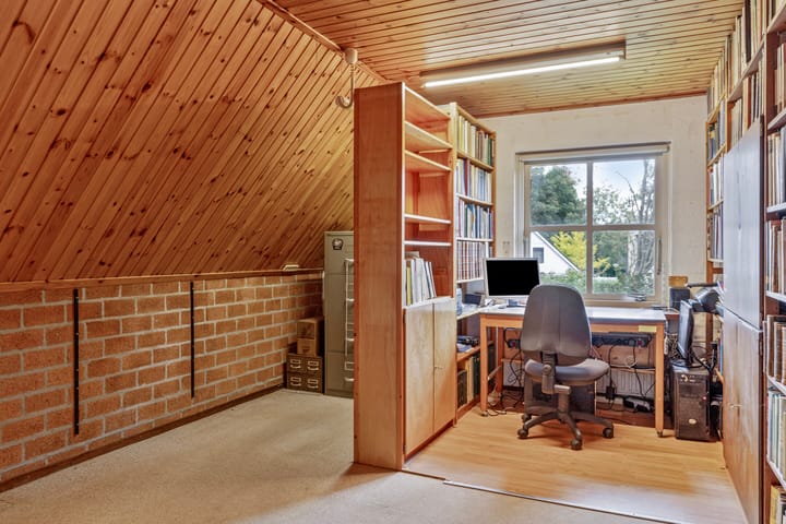 Photo 21 of Langven 2-A