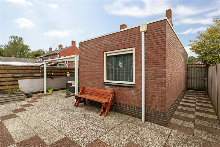 View photo 31 of Dr. A. Kuyperstraat 8