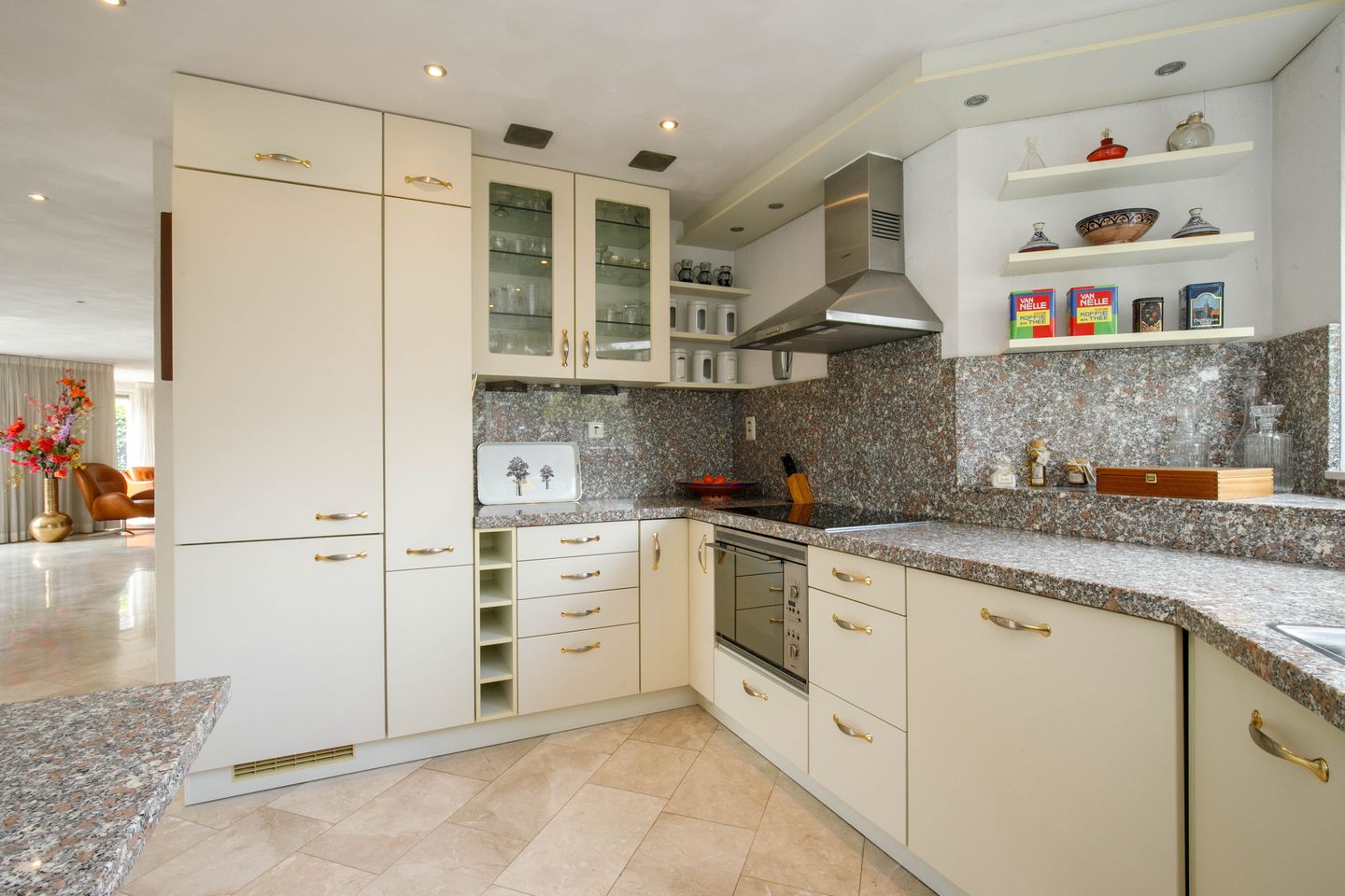 Foto 4 van Dijklaan 19