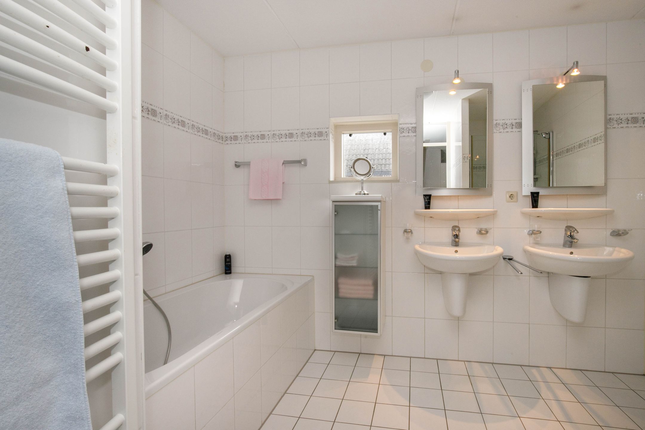 Foto 27 van Dijklaan 19