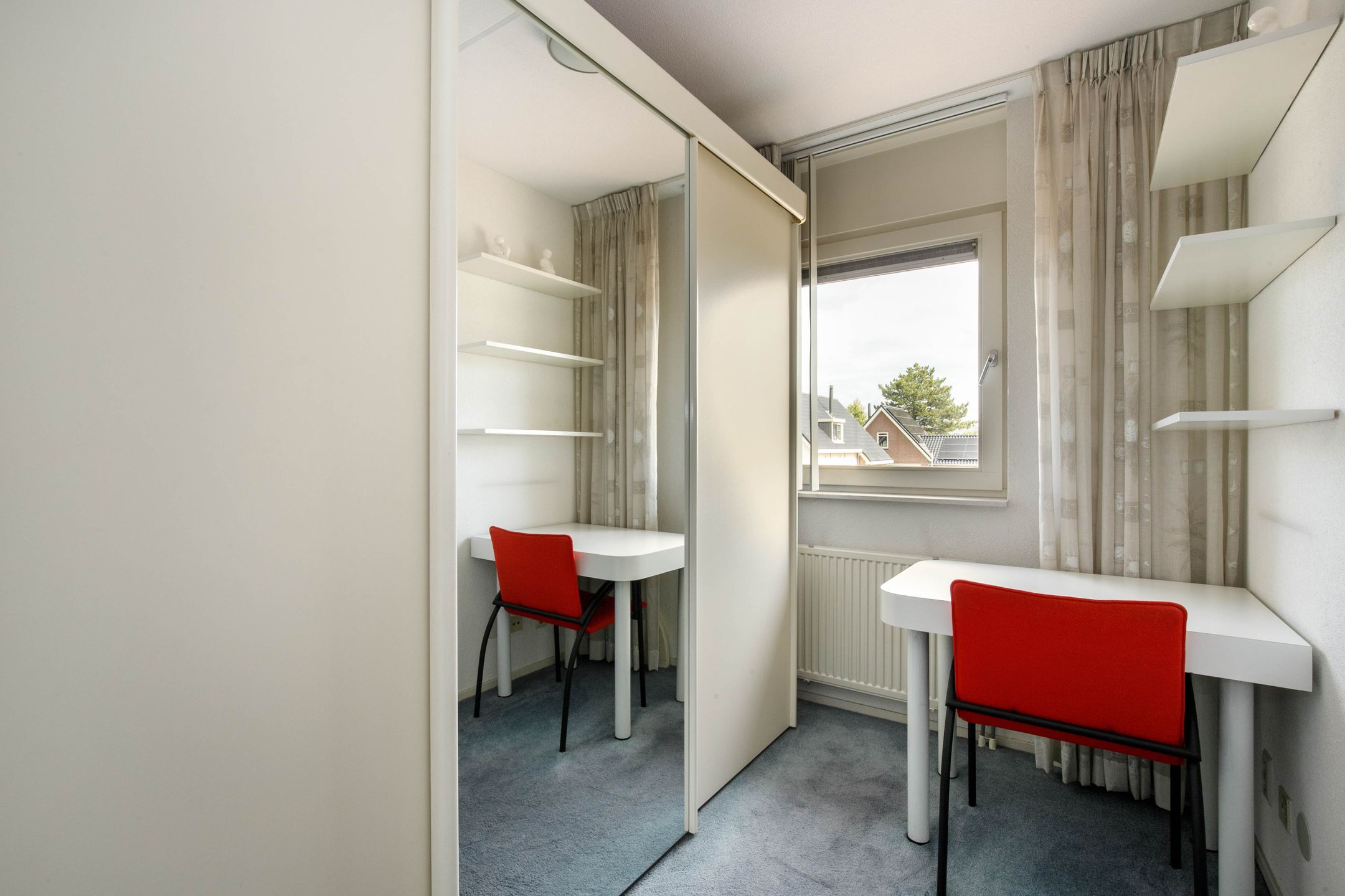 Foto 30 van Dijklaan 19