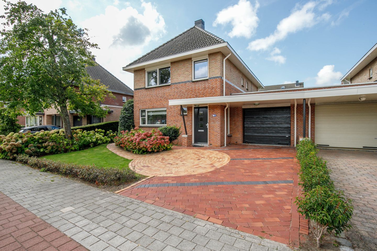 Foto 35 van Dijklaan 19