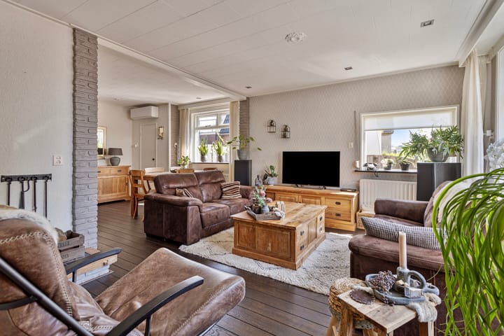 Foto 8 van Burgemeester Posweg 33