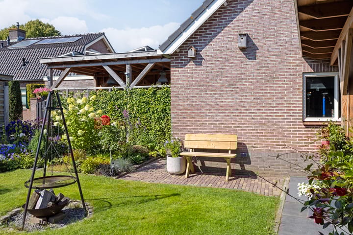 Foto 43 van Burgemeester Posweg 33