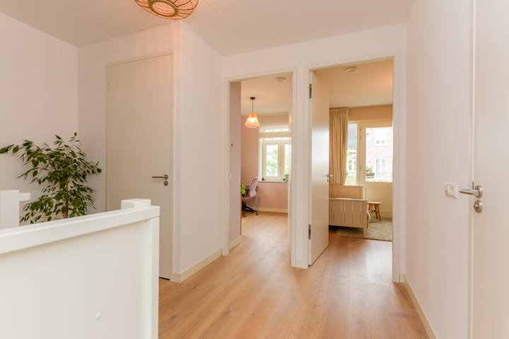 Foto 35 van Markgraaflaan 48