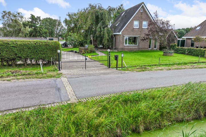 Foto 2 van Busch en Dam 16