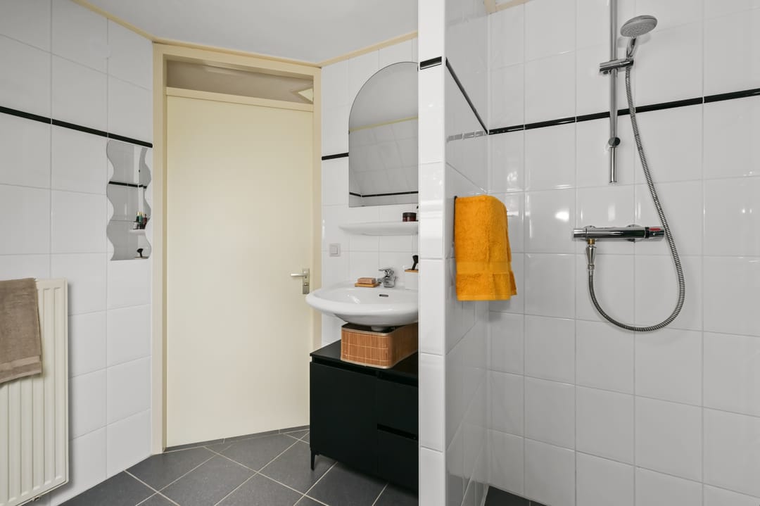 Foto 38 van Busch en Dam 16