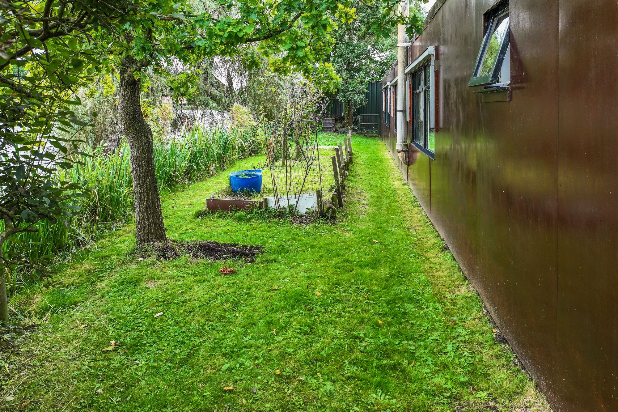 Foto 57 van Busch en Dam 16