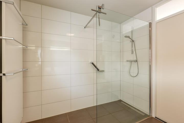 Foto 44 van Maartensweer 28