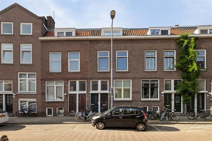 View photo 4 of Willem van Hillegaersbergstraat 71-B