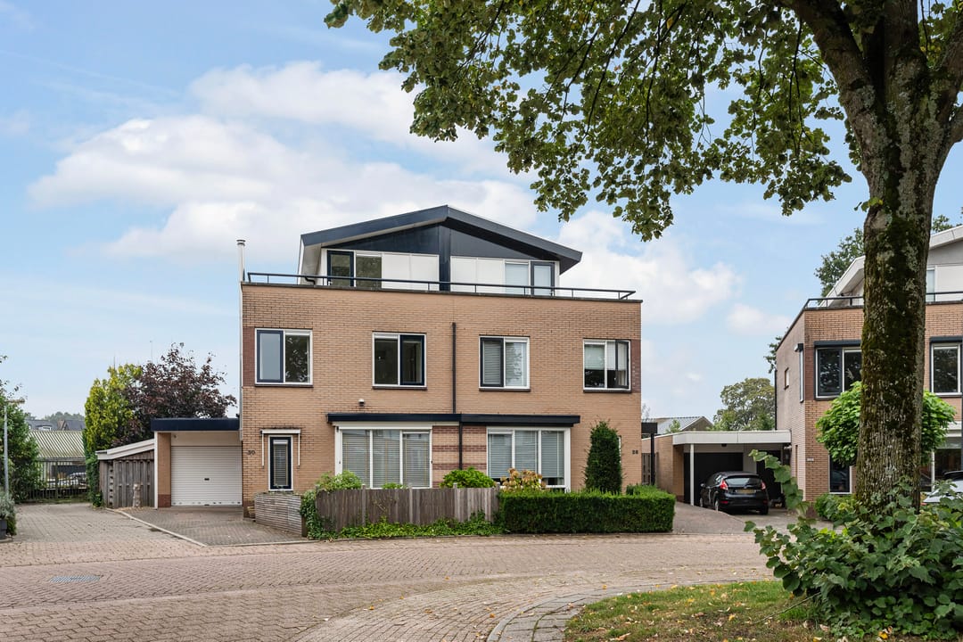 Foto 2 van Meester Van der Kampweg 30