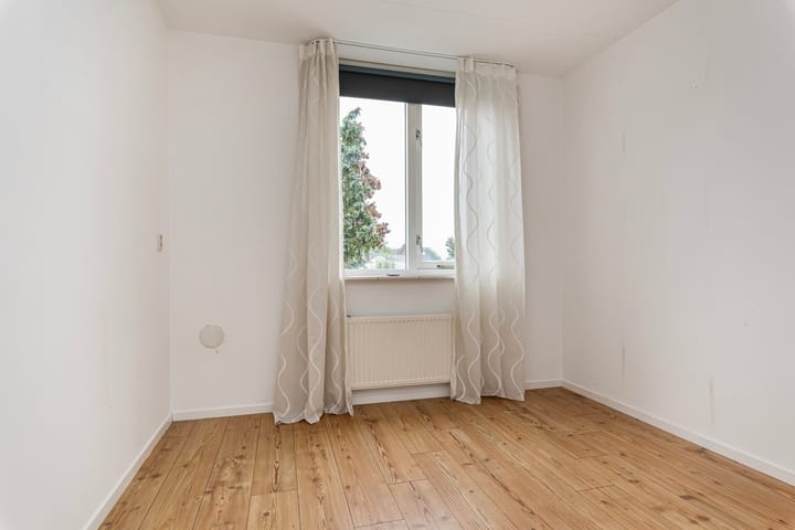 Foto 17 van Meester Van der Kampweg 30