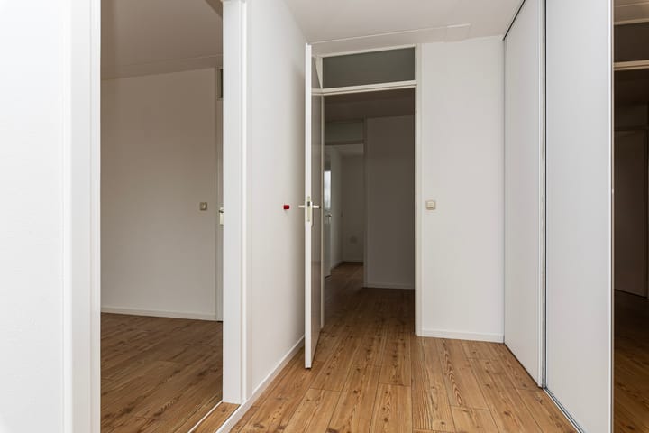 Foto 22 van Meester Van der Kampweg 30