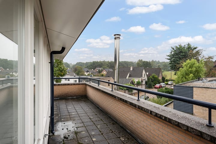 Foto 35 van Meester Van der Kampweg 30