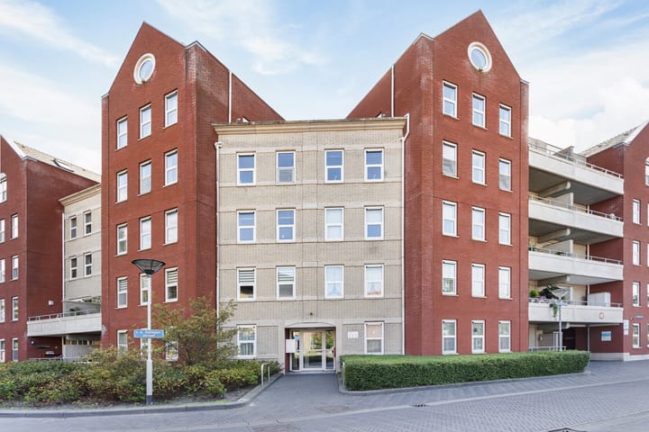 Foto 30 van v.d.Spiegelstraat 1