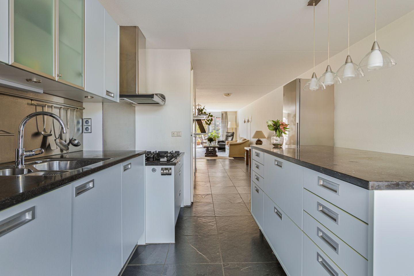 Foto 14 van v.d.Spiegelstraat 1