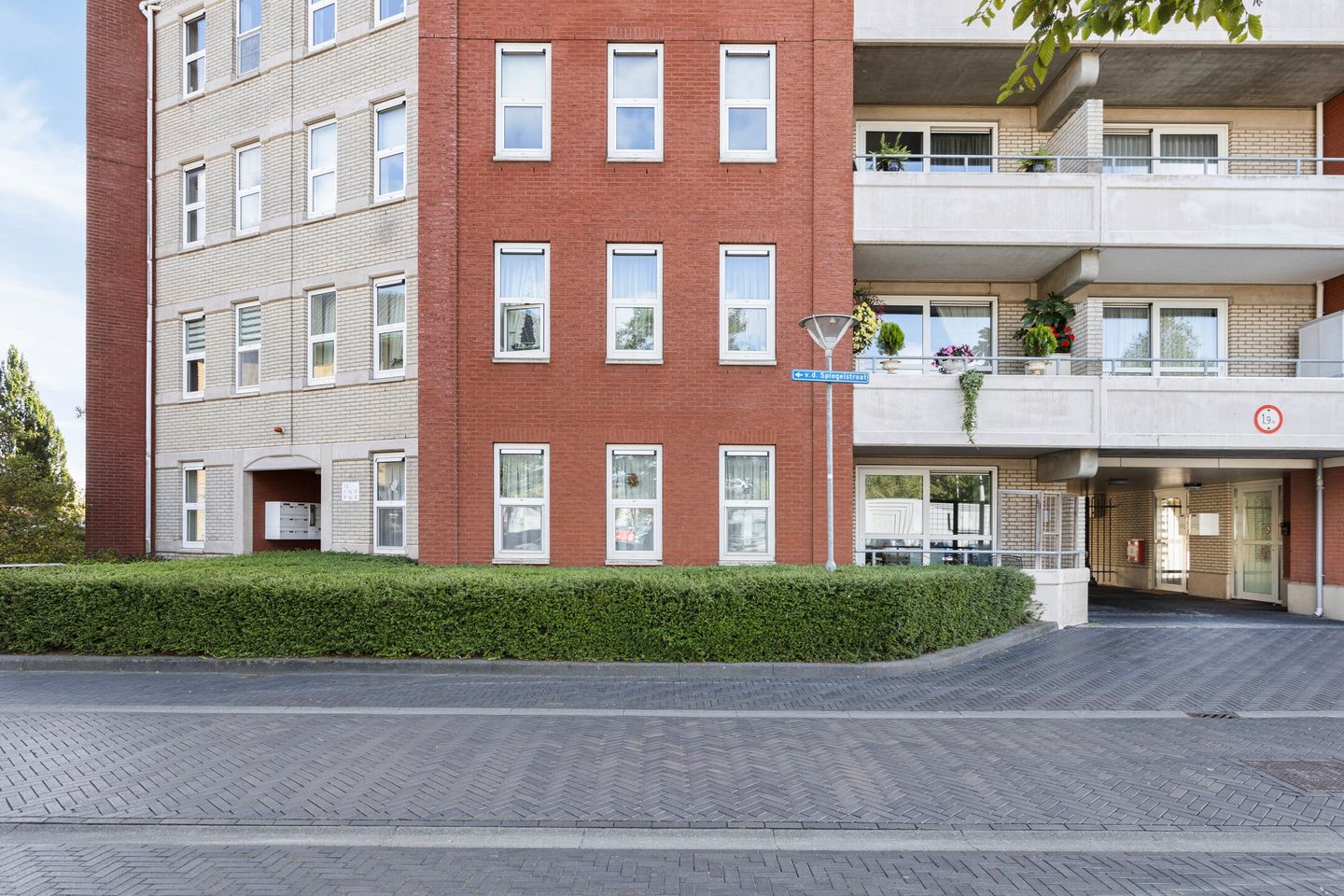 Foto 29 van v.d.Spiegelstraat 1