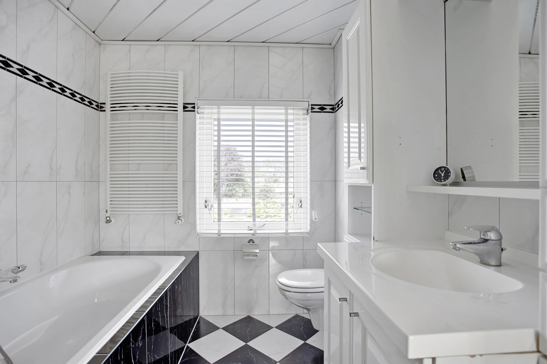 Foto 18 van Dahliastraat 7