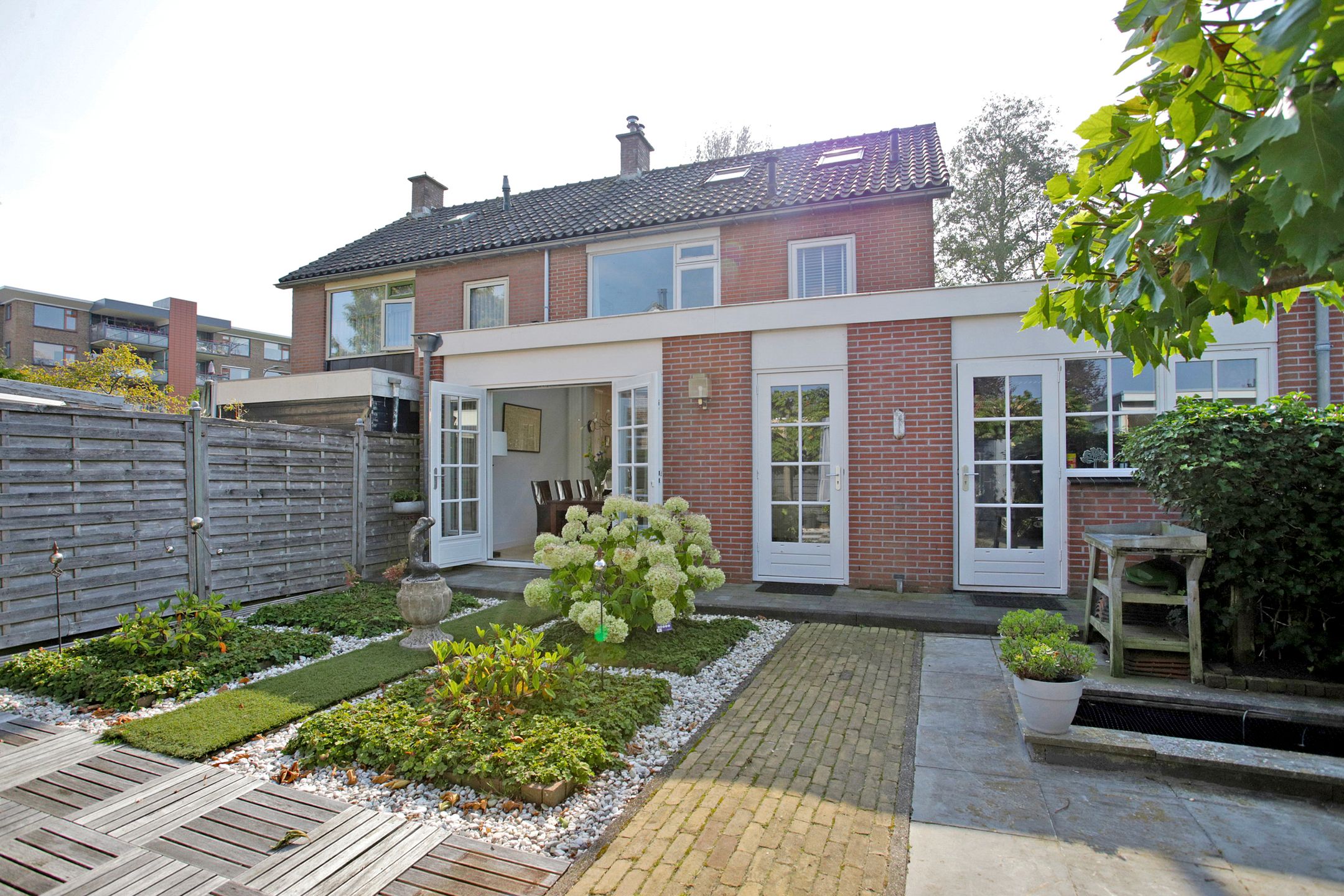 Foto 30 van Dahliastraat 7